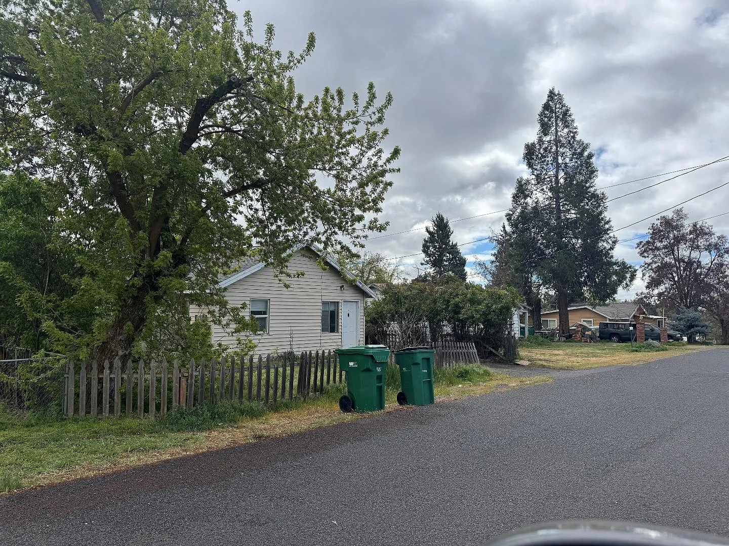 3427 Chelsea St — Photo 2