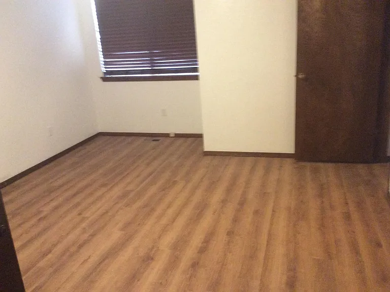 12117 Foxglove Ct — Photo 3