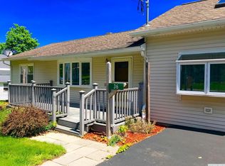 36 N Main St, Berlin, NY 12022