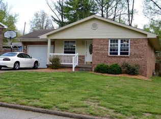 6208 Ohara Dr, Evansville, IN 47711