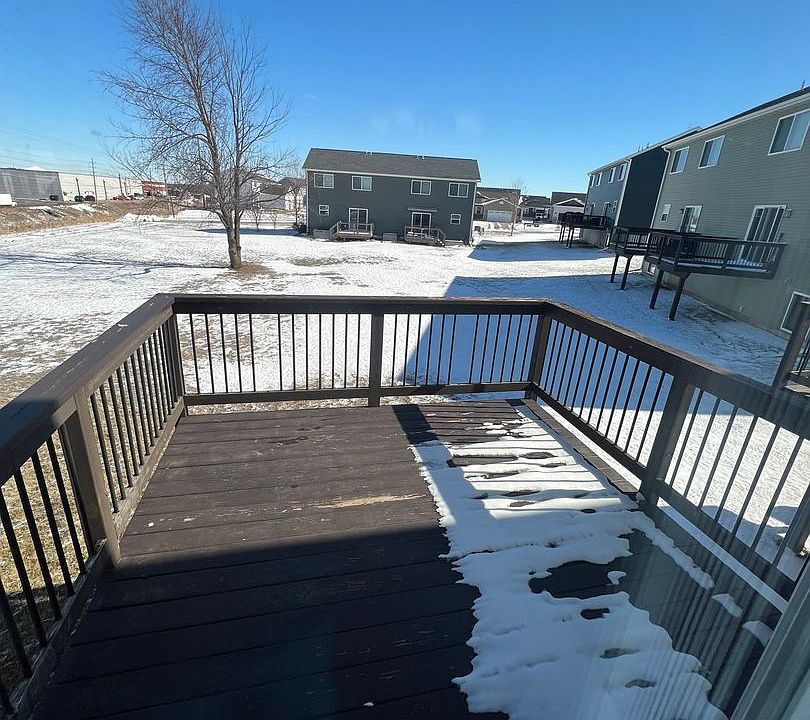 4005 Sarah Dr, Waterloo, IA 50702 Zillow