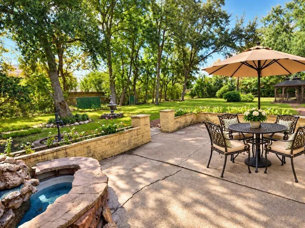 3207 Hamm Rd, Pearland, TX 77581
