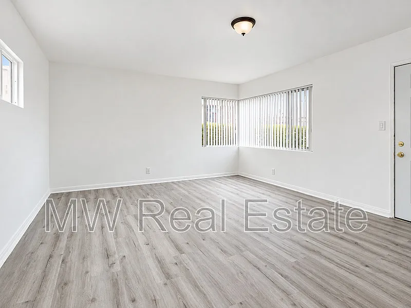 1 bed, 1.0 bath, 750 sqft, $1,695 — Photo 2