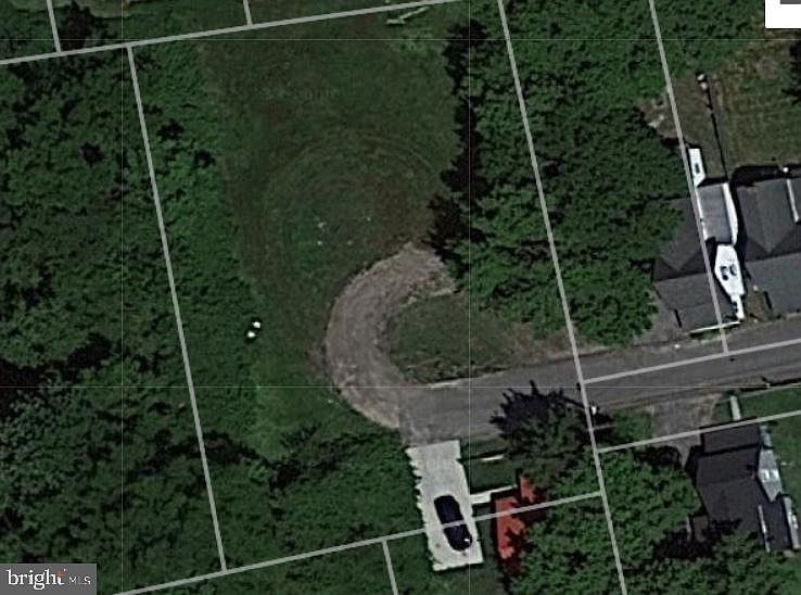 2nd image of 0 3rd St