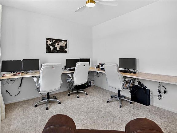 5th image of 517 Buss Road