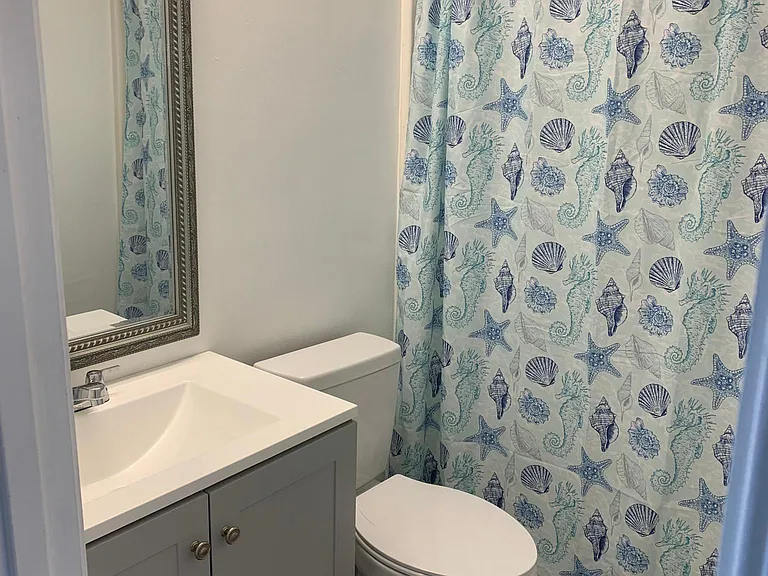 2606 Baltic Ave #201 — Photo 6