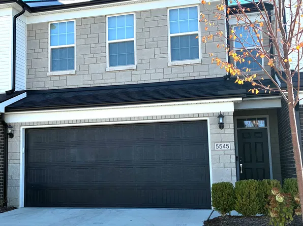 5545 E Spaniel Dr, Ann Arbor, MI 48108