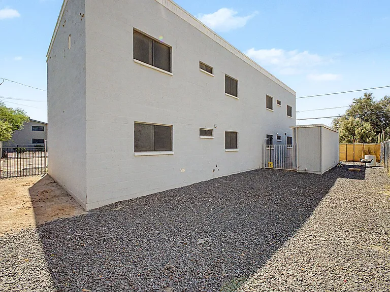 9514 N. 8th St — Photo 49