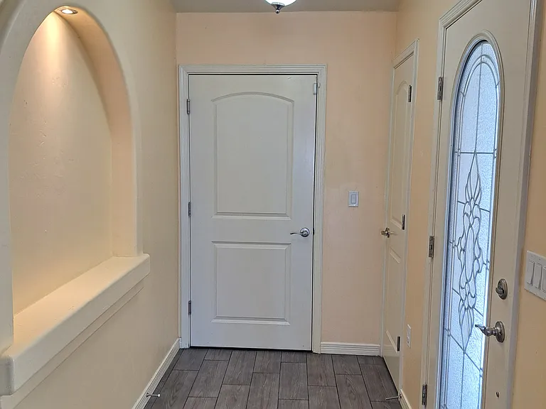 2225 Dakota Dr #D — Photo 5