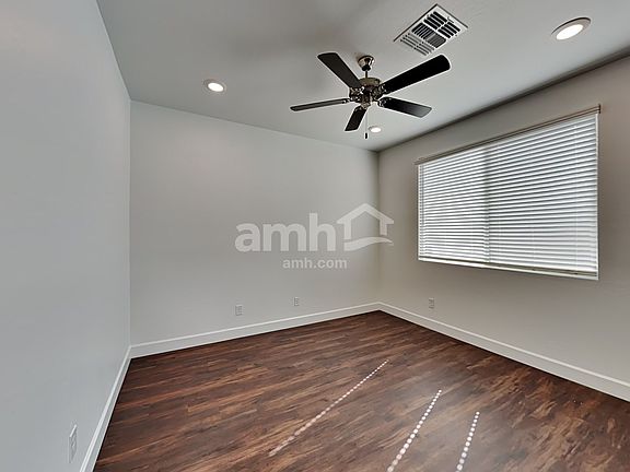 5th image of 17129 W Puget Ave