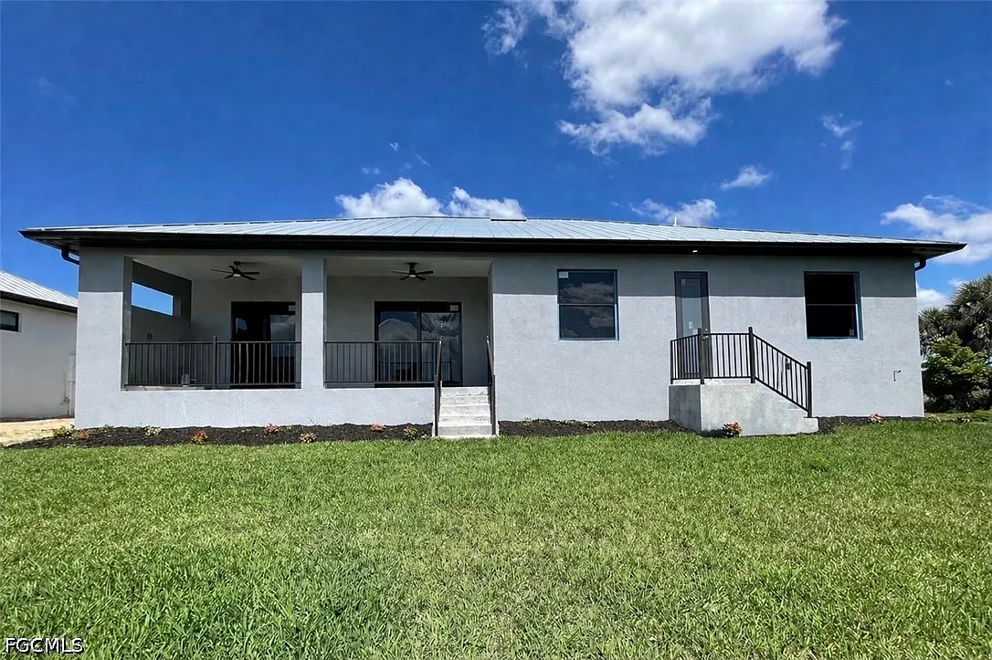 3 bed, 2.0 bath, 1973 sqft, $2,800 — Photo 4