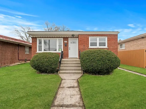 419 E 142nd St, Dolton, IL 60419