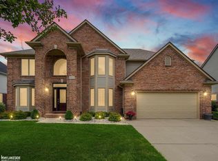 49446 Flint Ct, Macomb, MI 48044