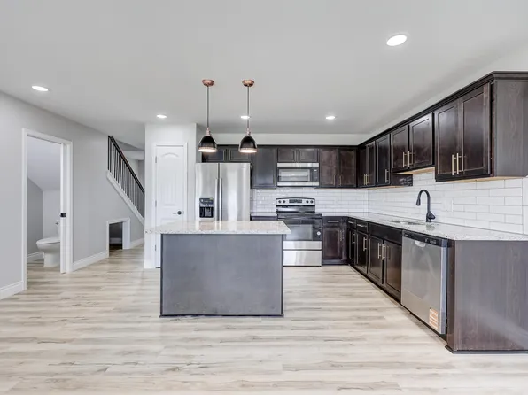 1114 Rex Ave, Joplin, MO 64801