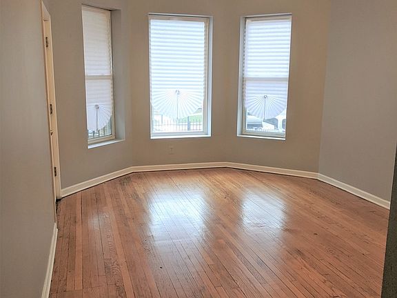 2nd image of 6418 S Ingleside Ave #1