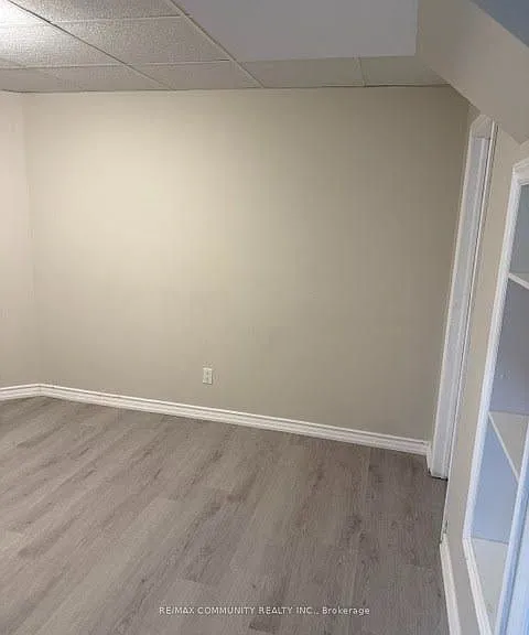 327 Mantle Ave #BASEMENT — Photo 14