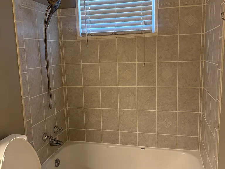 2109 Blue Ridge Blvd — Photo 15
