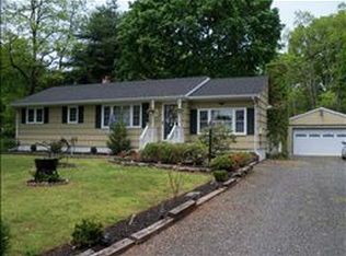 52 Sycamore Ave, Bridgewater, NJ 08807
