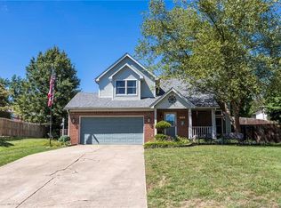 4710 Wolford Dr, Floyds Knobs, IN 47119