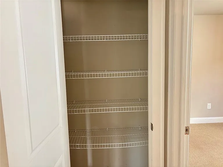 5800 Arbor Green Cir — Photo 23
