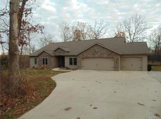 21163 Tranquil Ln, Devils Elbow, MO 65457