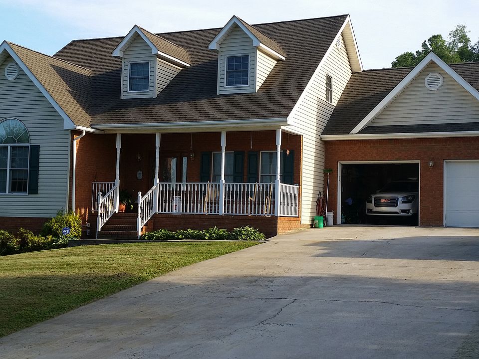 1st image of 141 Oakview St