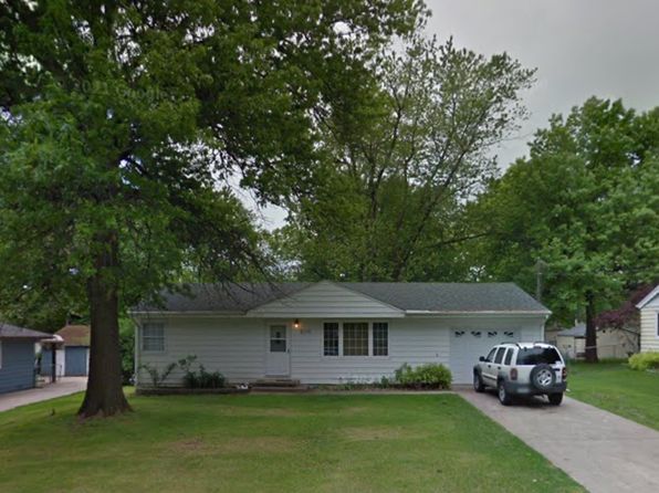 8016 Ridgeview Dr