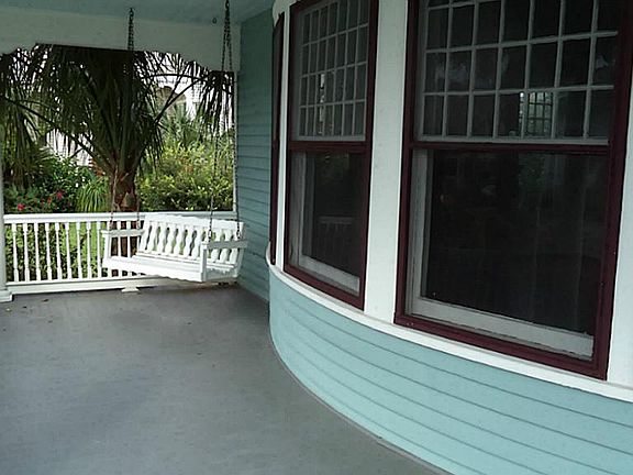 2nd image of 1202 Broadway St