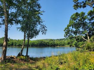 181 Kitemaug Rd, Uncasville, CT 06382