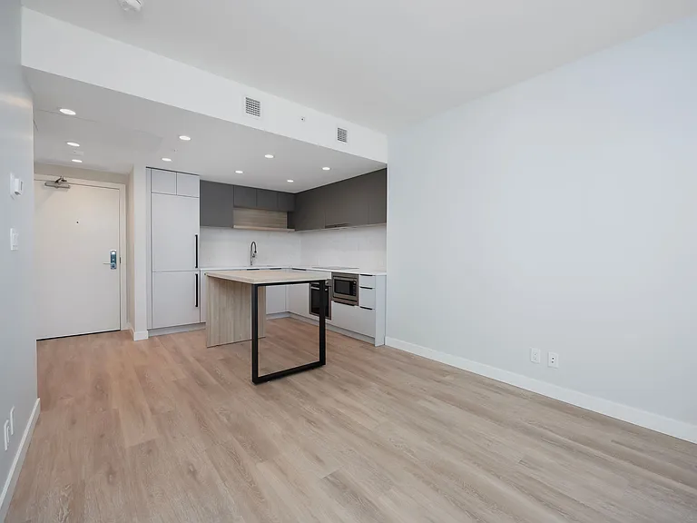 567 Emerson St #1108 — Photo 16