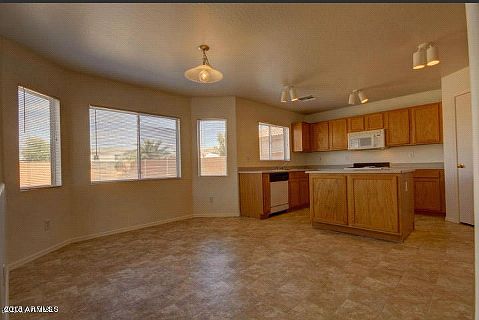 4th image of 12530 W Pershing St
