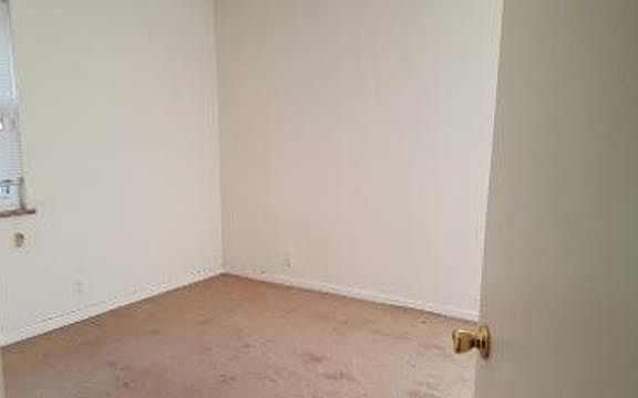 5th image of 1913 Losantiville Ave
