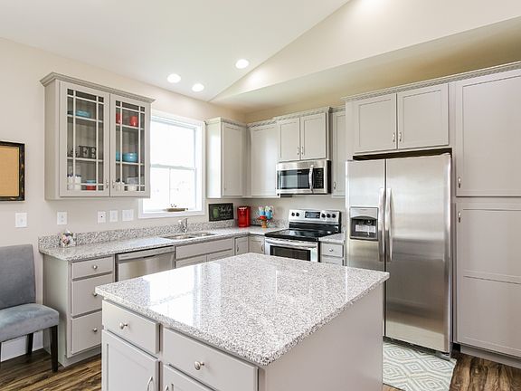 Collins - Kitchen