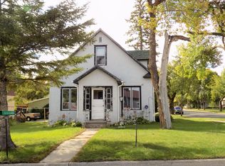 101 1st St SE, Baudette, MN 56623