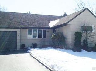 1001 Olympia Rd, Bellmore, NY 11710