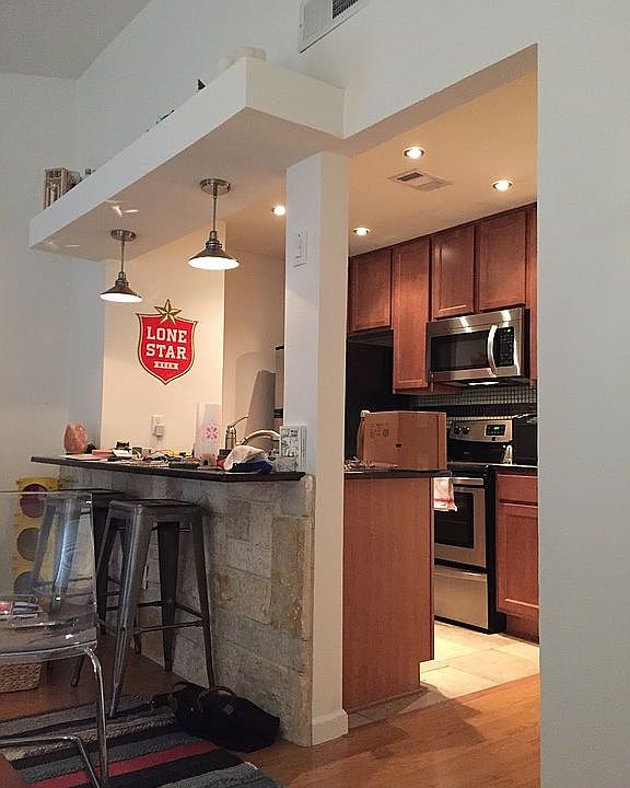 1st image of 612 Park Pl APT 302