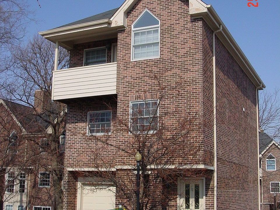 Front View of Home