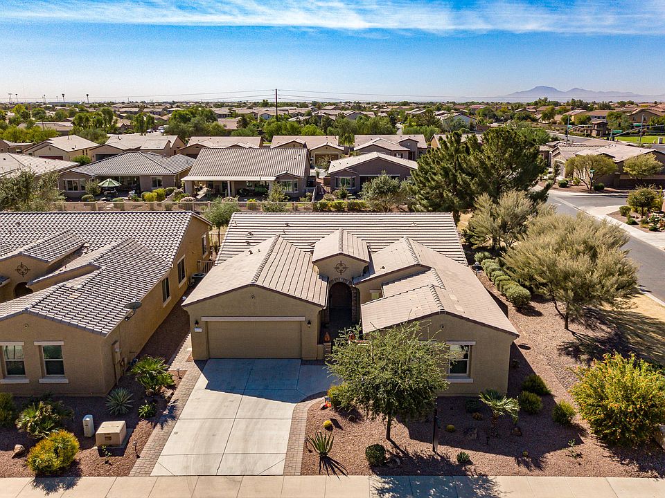 1st image of 42223 W Solitare Dr