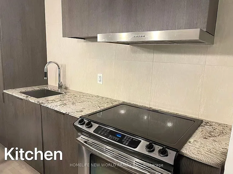 101 Charles St E #610 — Photo 8