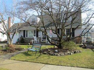 2156 Sanders Pl, Bellmore, NY 11710