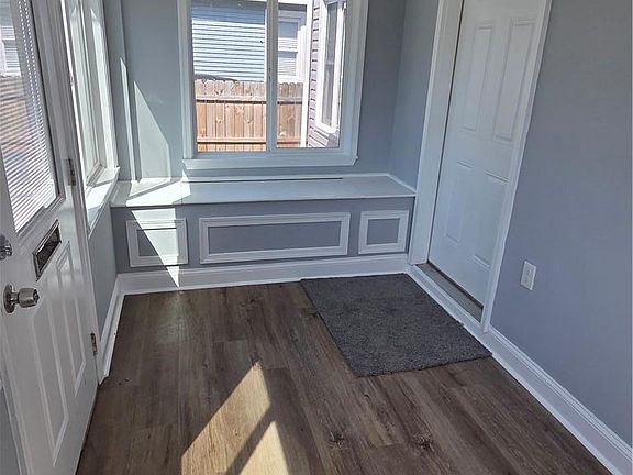 5th image of 853 32nd St