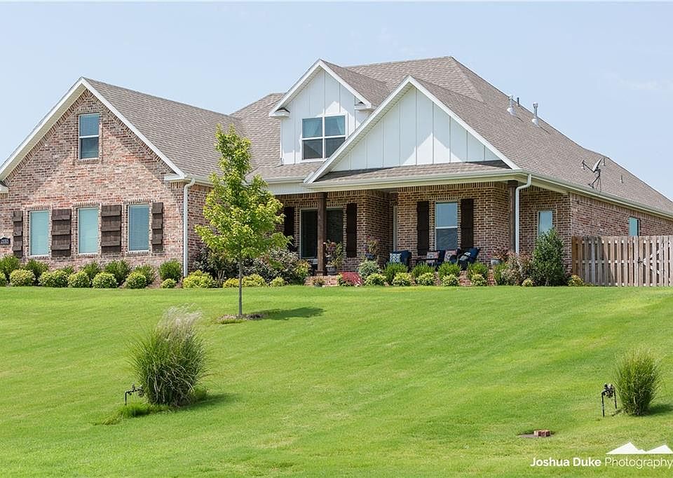 2132 Riverfront Ln, Fayetteville, AR 72703 Zillow