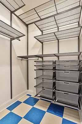 Rented by Compass | media 7