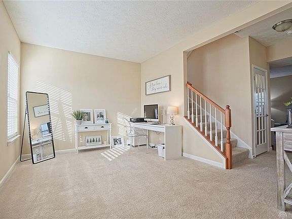4th image of 1636 Yellow Rose Ct