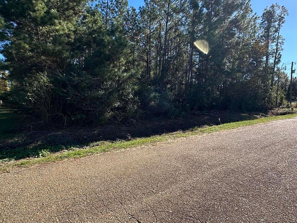 2nd image of Stillwood Rd