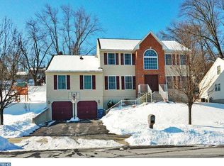4724 Dunham Dr, Reading, PA