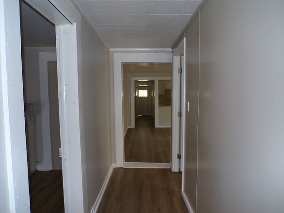 2nd image of 303 2nd Ave S