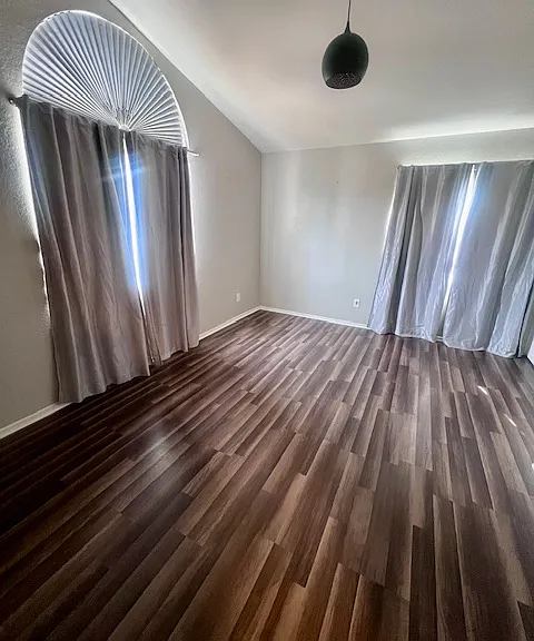 3307 Genoa Pl — Photo 9