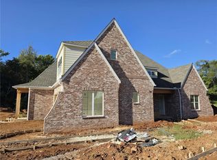 704 Bethesda Ct, Auburn, AL 36830