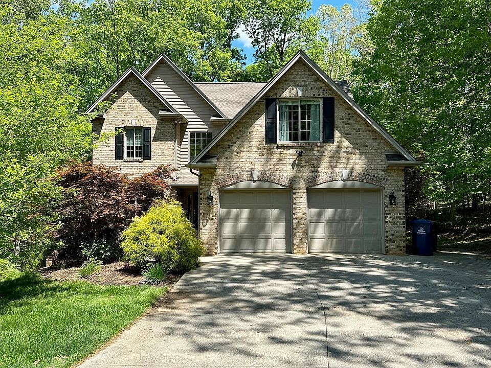 1st image of 1037 Maclaren Pl